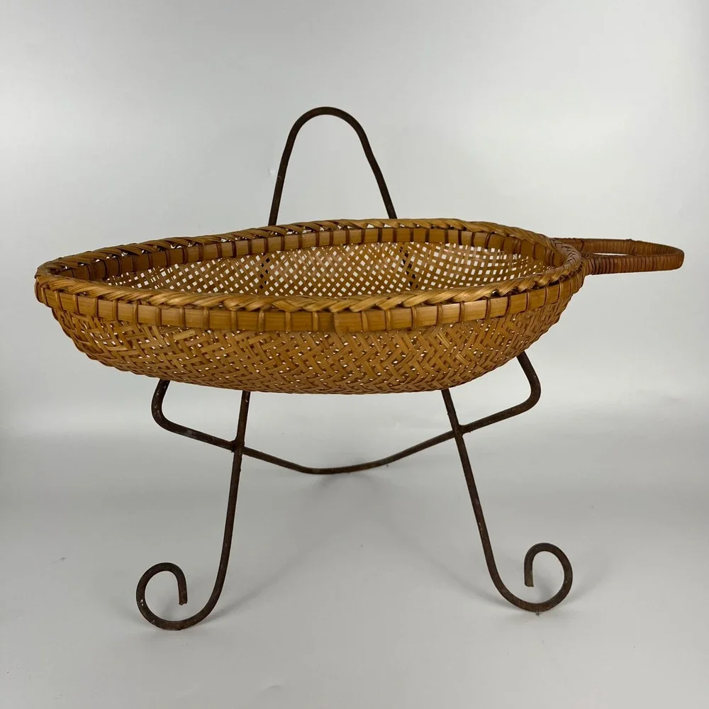 Vintage Woven Wicker Rattan Fruit‎ Basket Serving Tray with Handle No Stand